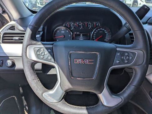 Used 2016 GMC Yukon SLT RWD image 9