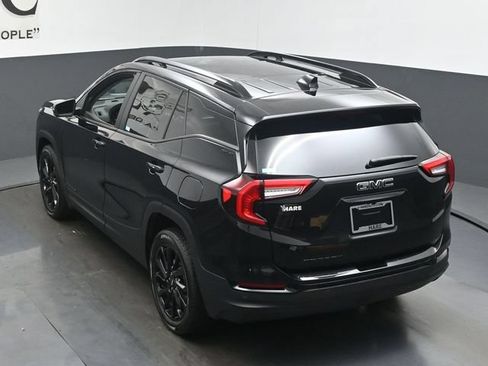 Used 2023 GMC Terrain SLE w/ Driver Convenience Package FWD image 40