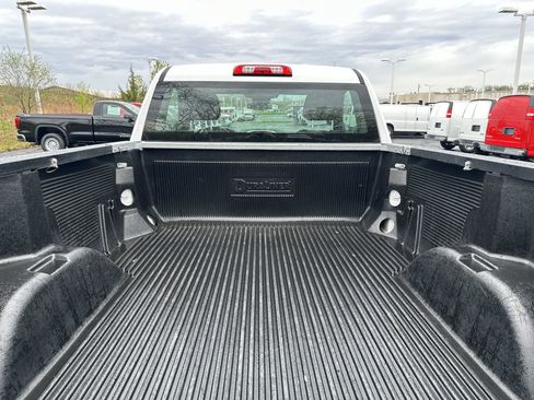 Used 2025 Chevrolet Silverado 1500 W/T image 23