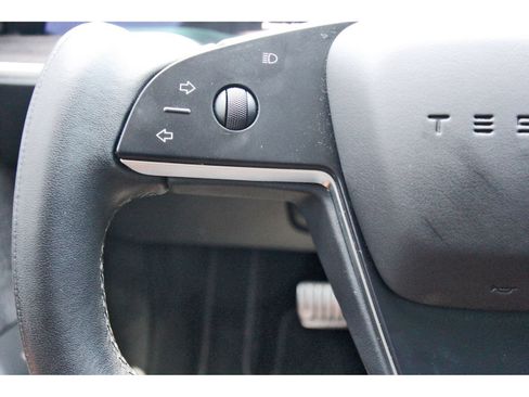 Used 2022 Tesla Model S AWD/4WD image 17