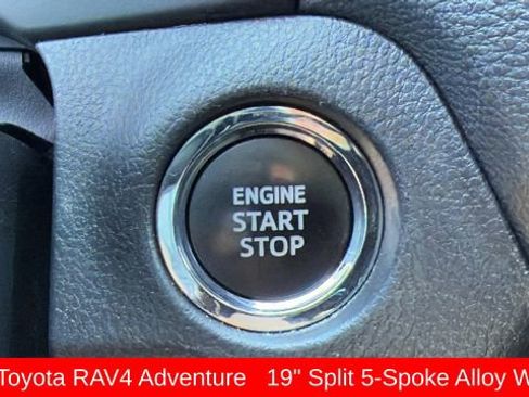 Used 2024 Toyota RAV4 Adventure image 17