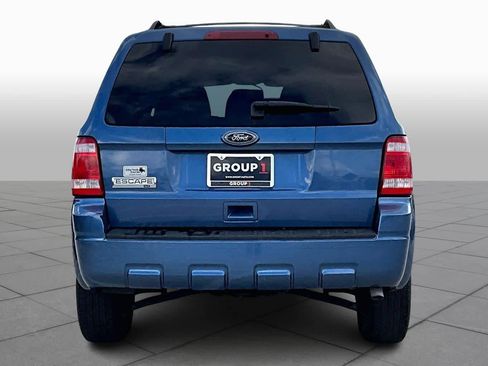 Used 2010 Ford Escape XLT image 4