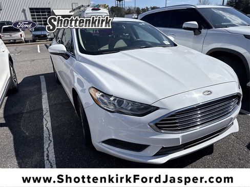 Used 2018 Ford Fusion S image 1