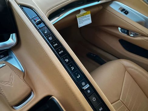 Used 2020 Chevrolet Corvette Stingray Premium Cpe w/ 3LT Preferred Equipment Group image 27