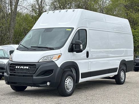 New 2026 RAM ProMaster 3500 w/ Premium Convenience Group FWD image 6