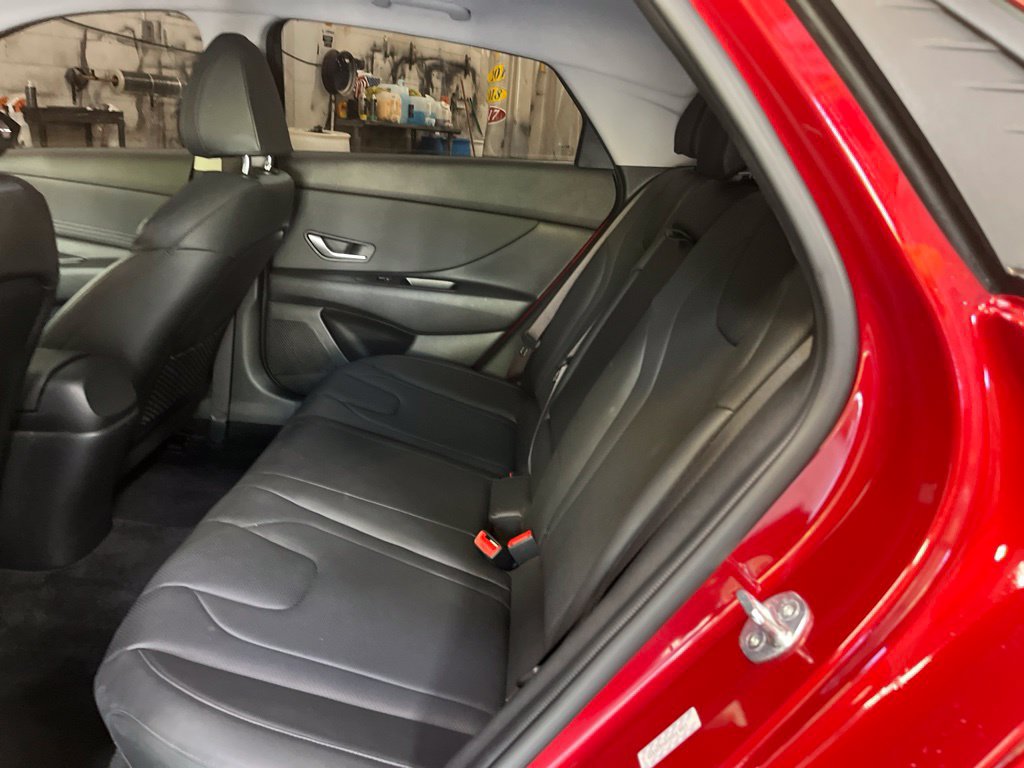 Used 2023 Hyundai Elantra Limited FWD image 21