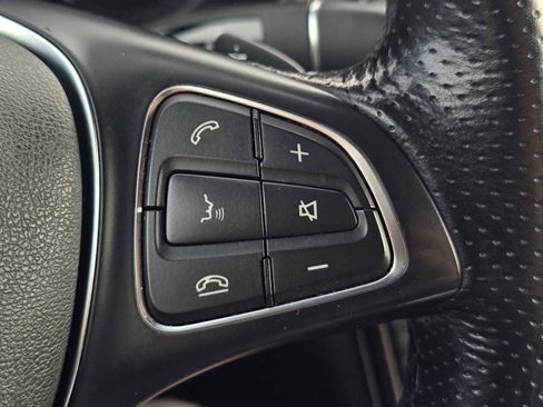 Used 2019 Mercedes-Benz GLC 300 4MATIC image 33