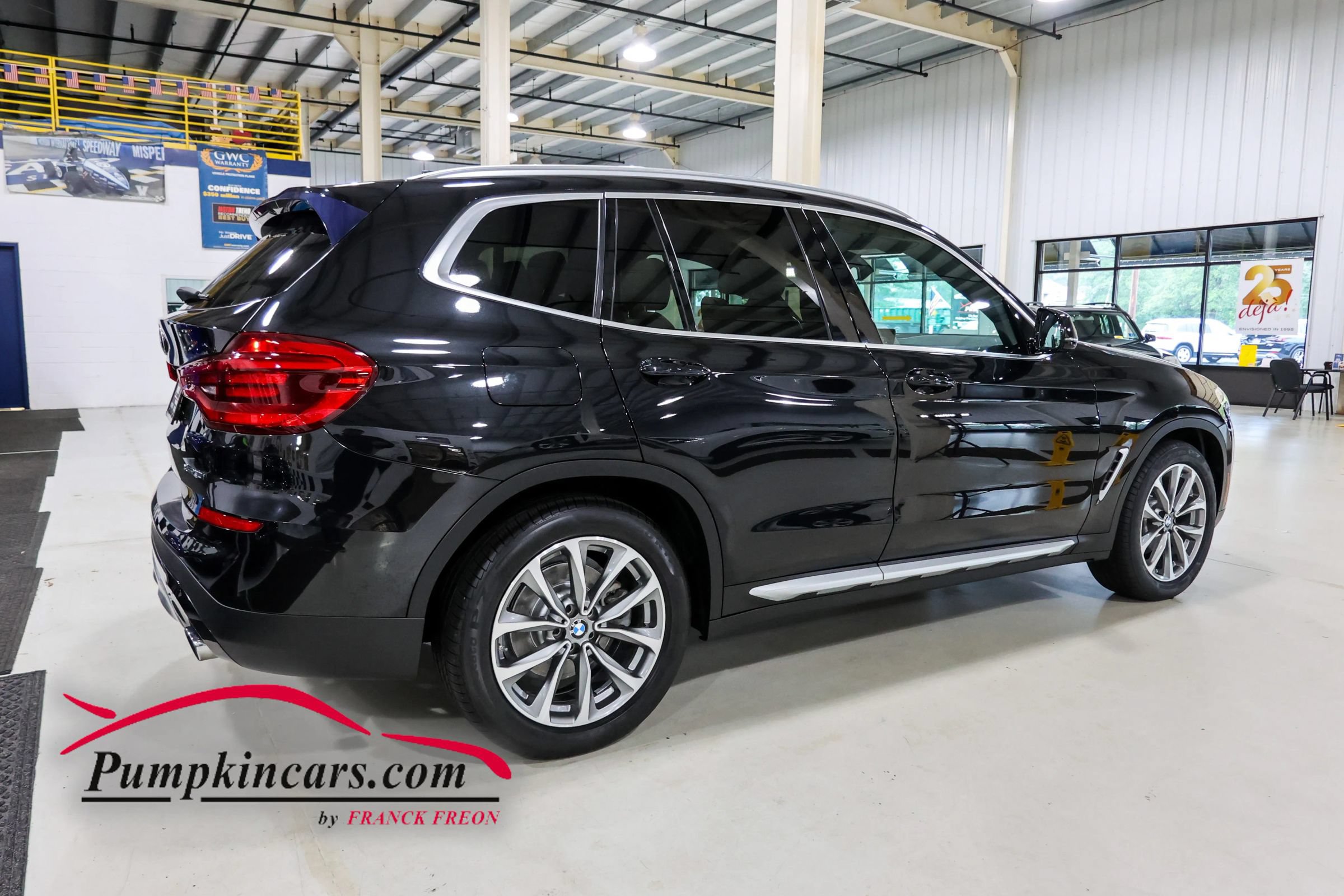 Used 2018 BMW X3 xDrive30i w/ Premium Package AWD/4WD image 6