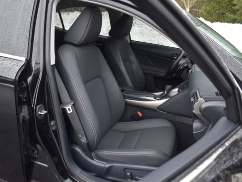 Used 2020 Lexus IS 300 AWD w/ Navigation Package image 30