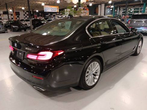 Certified 2023 BMW 530i xDrive w/ Convenience Package AWD/4WD image 11