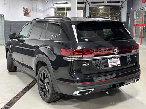 New 2026 Volkswagen Atlas SE image 17