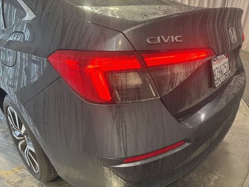 Used 2022 Honda Civic EX image 10