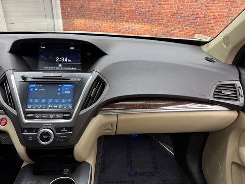 Used 2018 Acura MDX SH-AWD image 17