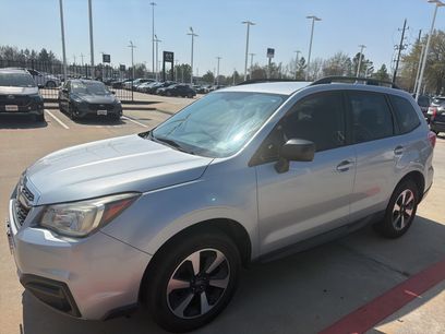 Used 2017 Subaru Forester 2.5i w/ Alloy Wheel Package