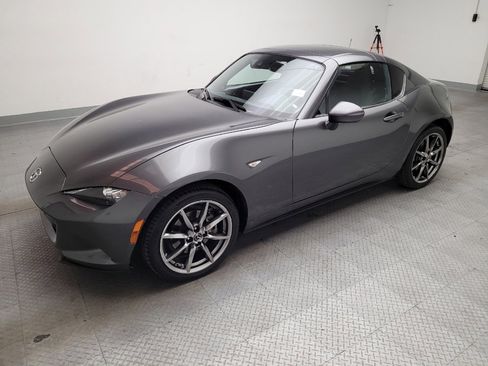 Used 2019 MAZDA MX-5 Miata RF Grand Touring RWD image 2