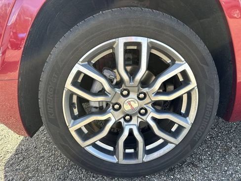 Used 2024 GMC Terrain Denali w/ LPO, Floor Liner Package AWD/4WD image 20