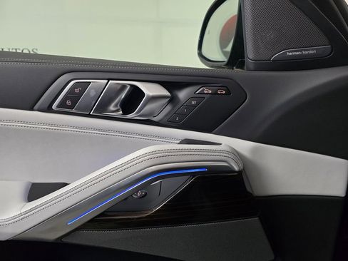 New 2026 BMW X6 xDrive40i image 11