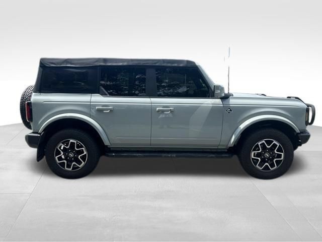 Used 2022 Ford Bronco Outer Banks AWD/4WD image 7