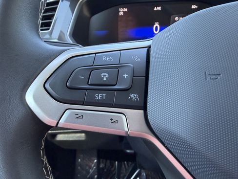 Certified 2024 Volkswagen Tiguan SE image 27