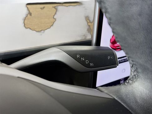 Used 2021 Tesla Model 3 Standard Range Plus image 15