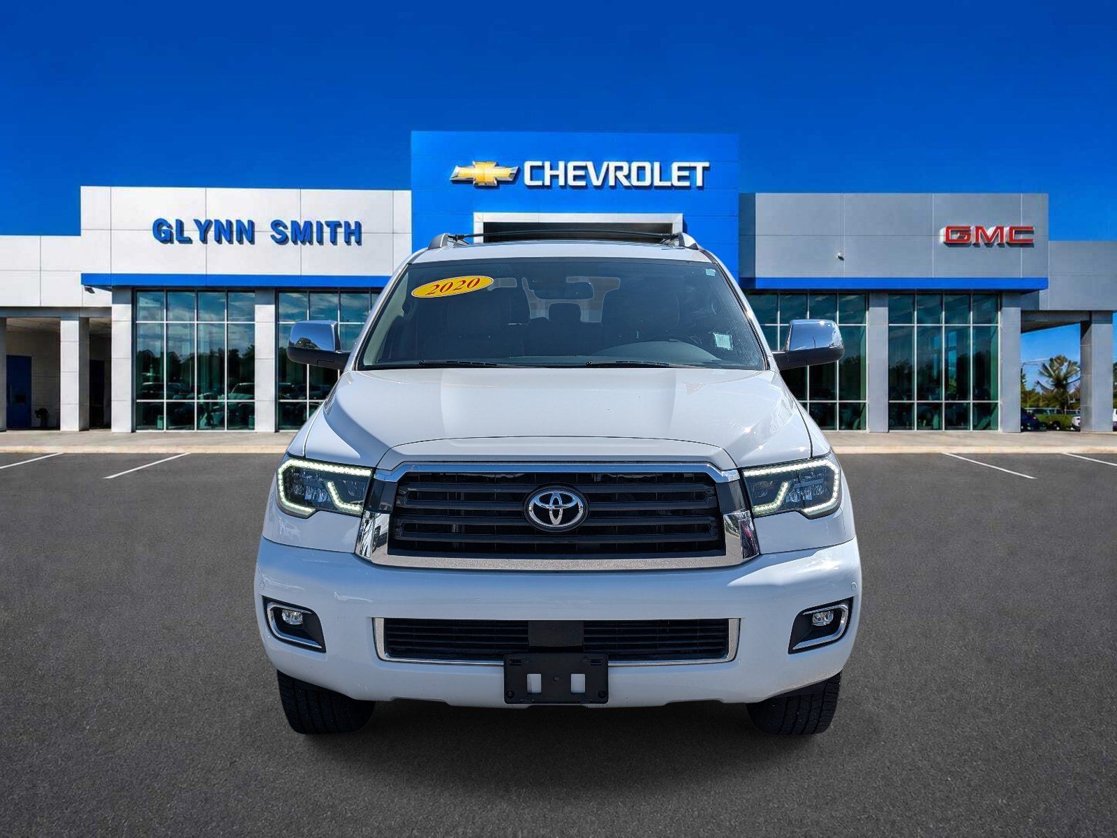 Used 2020 Toyota Sequoia Limited w/ Safety & Convenience Package RWD image 2