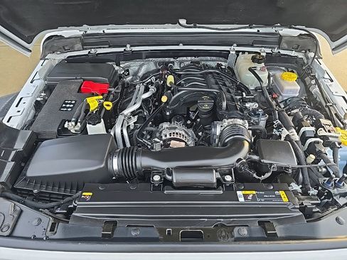 Used 2024 Jeep Wrangler Unlimited Rubicon image 30