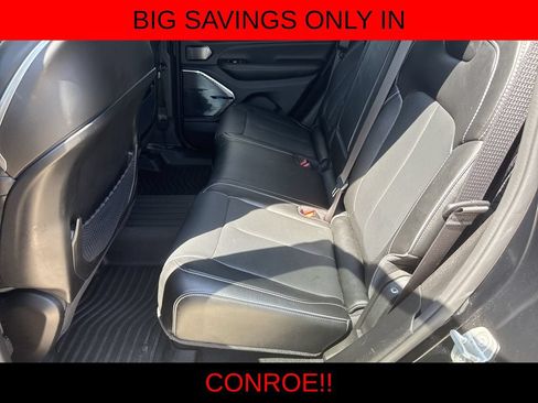 Used 2024 Jeep Grand Cherokee Overland w/ Advanced Protech Group III AWD/4WD image 24