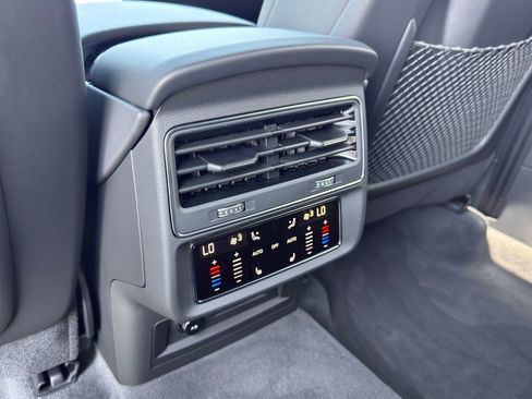 New 2026 Audi Q7 3.0T Premium Plus AWD/4WD image 22