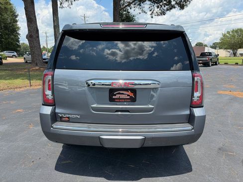 Used 2018 GMC Yukon Denali w/ Open Road Package AWD/4WD image 3