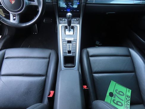 Used 2015 Porsche Boxster image 9