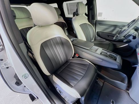 New 2026 Kia EV9 GT-Line image 26