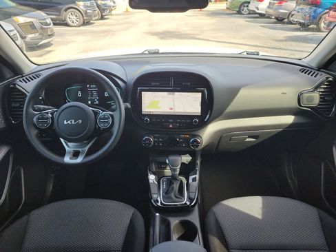 Certified 2023 Kia Soul S image 15