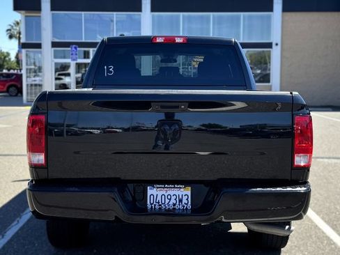 Used 2018 RAM 1500 Express w/ Black Ram 1500 Express Group RWD image 5