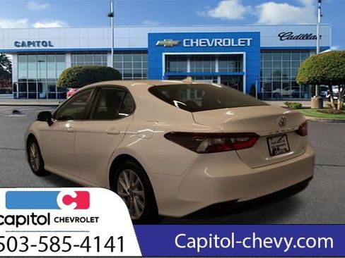 Used 2024 Toyota Camry LE image 6