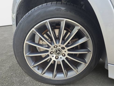 Certified 2024 Mercedes-Benz GLE 450e 4MATIC image 31