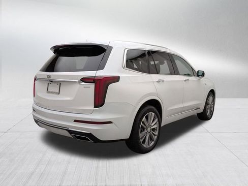 Certified 2024 Cadillac XT6 Premium Luxury w/ LPO, Floor Liner Package AWD/4WD image 5