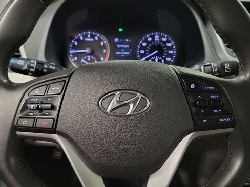 Used 2018 Hyundai Tucson Value FWD image 16