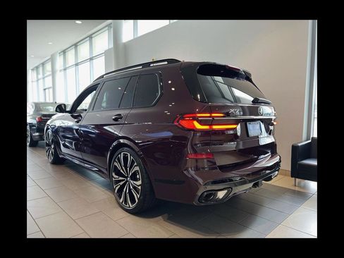 Used 2023 BMW X7 M60i w/ Executive Package image 1