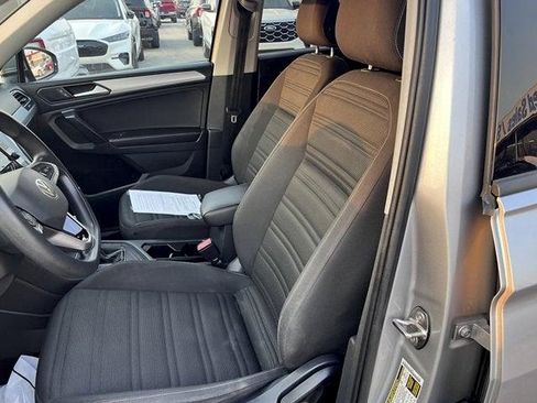 Used 2022 Volkswagen Tiguan S FWD image 8