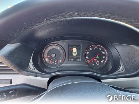 Used 2021 Volkswagen Passat 2.0T SE image 22