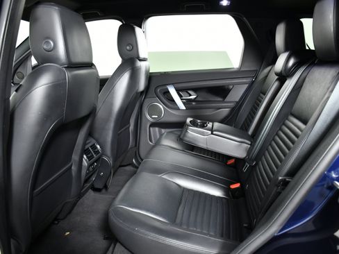 Used 2023 Land Rover Discovery Sport S image 23