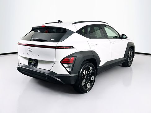 Used 2025 Hyundai Kona SEL image 9