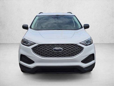 Used 2023 Ford Edge SE AWD/4WD image 2