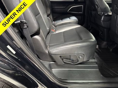 Used 2022 Kia Telluride S AWD/4WD image 37