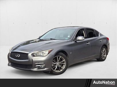 Used 2017 INFINITI Q50 Signature Edition w/ All Weather Package (L93)