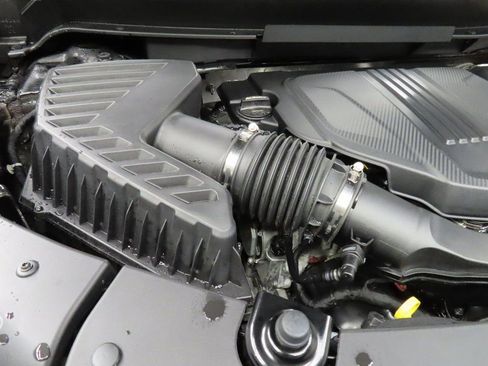 Used 2025 Chevrolet Traverse Z71 image 30