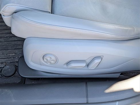 Used 2023 Audi A5 2.0T Premium Plus w/ Premium Plus image 16