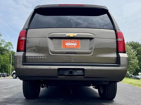 Used 2016 Chevrolet Suburban LT AWD/4WD image 8