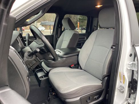 Used 2024 RAM 2500 Big Horn image 15