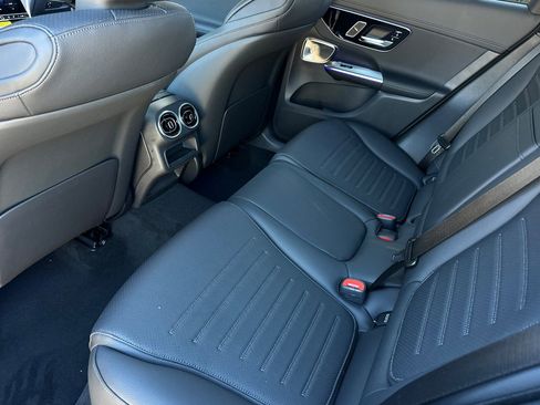 New 2026 Mercedes-Benz GLC 300 image 11